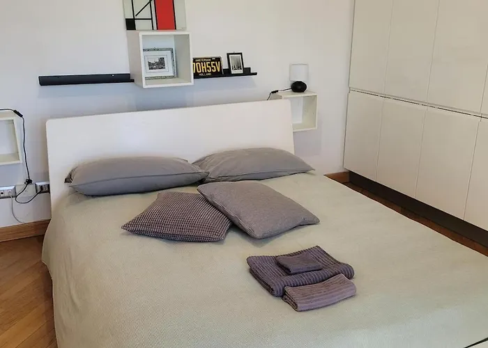 בית נופש Mini House - 3 Min Dal Gra By Followgreenhouserome *